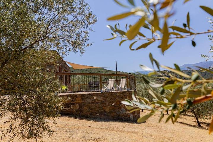 Maison de vacances pour 4 personnes, avec vue ainsi que jardin et piscine, adapté aux familles