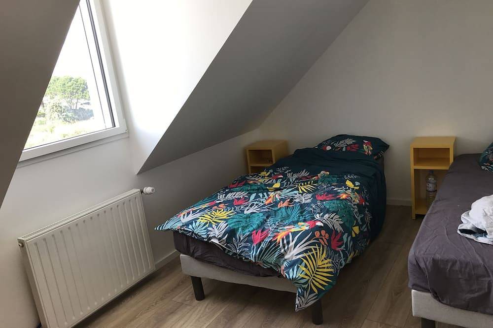 New house with beautiful sea view in Groix, Côte des Mégalithes