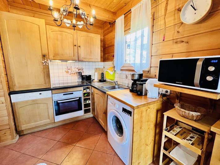 Chalet pour 7 personnes, avec balcon et piscine dans La Joue du Loup - 4