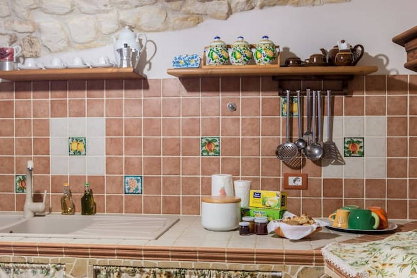 Ganze Wohnung, Komfortable Wohnung in Modica, 80 m² + Terrasse in Modica (dorf), Modica