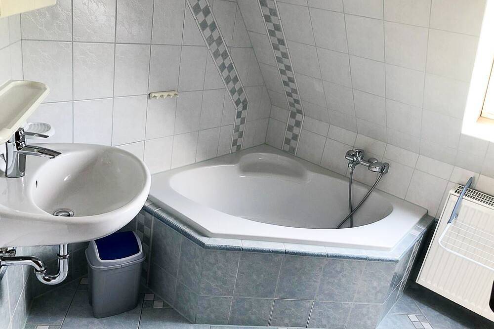 Ganze Wohnung, Traumhafte Aussicht für Aktivurlauber, für bis zu 5 Personen in Struppen, Elbsandsteingebirge
