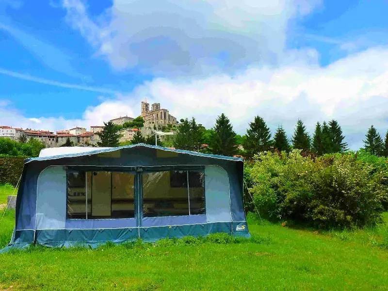 Mobil-home Mercure confort 2 dormitorios terraza 4 personas in Saint-Bonnet-le-Château, Montbrison