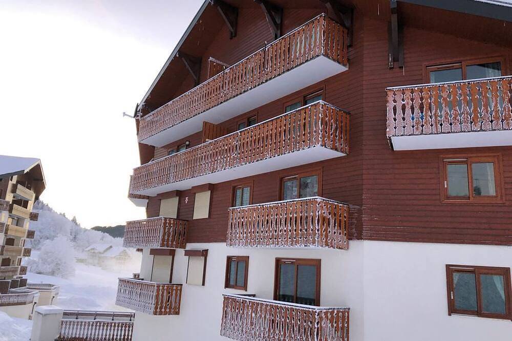 Entire apartment, Appartement Chaleureux, Ambiance Montagne en Front de Neige in Thollon-les-Mémises, Thonon-les-Bains region