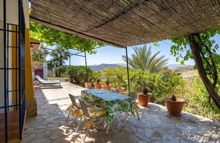 Holiday Home Casa Altavista with Pool, Wi-Fi, Air Conditioning, Terrace & Garden in Álora, Cordillera Penibética