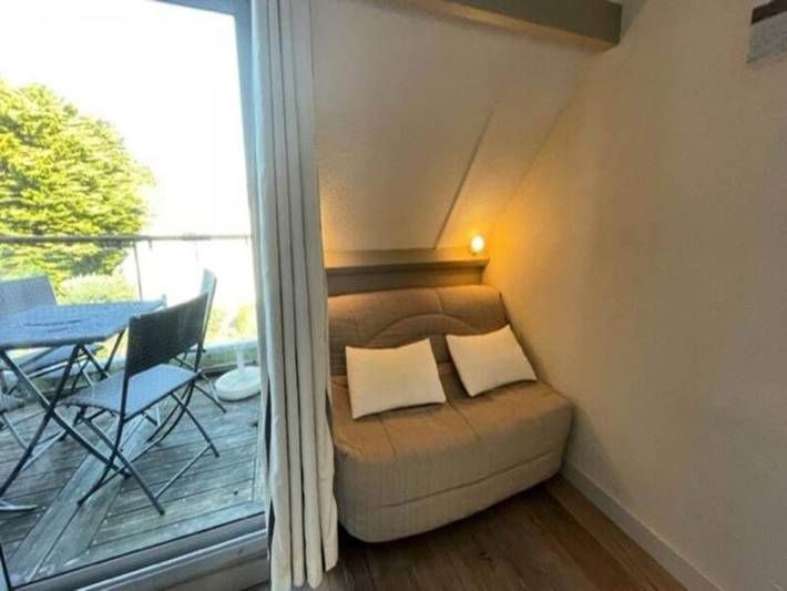 Gîte pour 4 personnes, avec balcon, adapté aux familles dans Kerhostin - 4