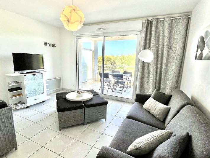 Ganze Wohnung, Modernes 2-Zimmer-Apartment mit Meerblick und Parkplatz in Étel in Étel, Côte des Mégalithes