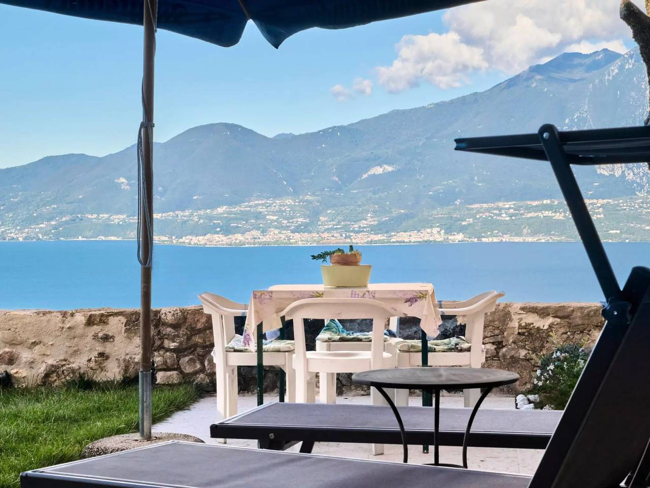 Ganze Wohnung, 2 Zimmer 2 Personen in Torri del Benaco, Gardasee-Berge