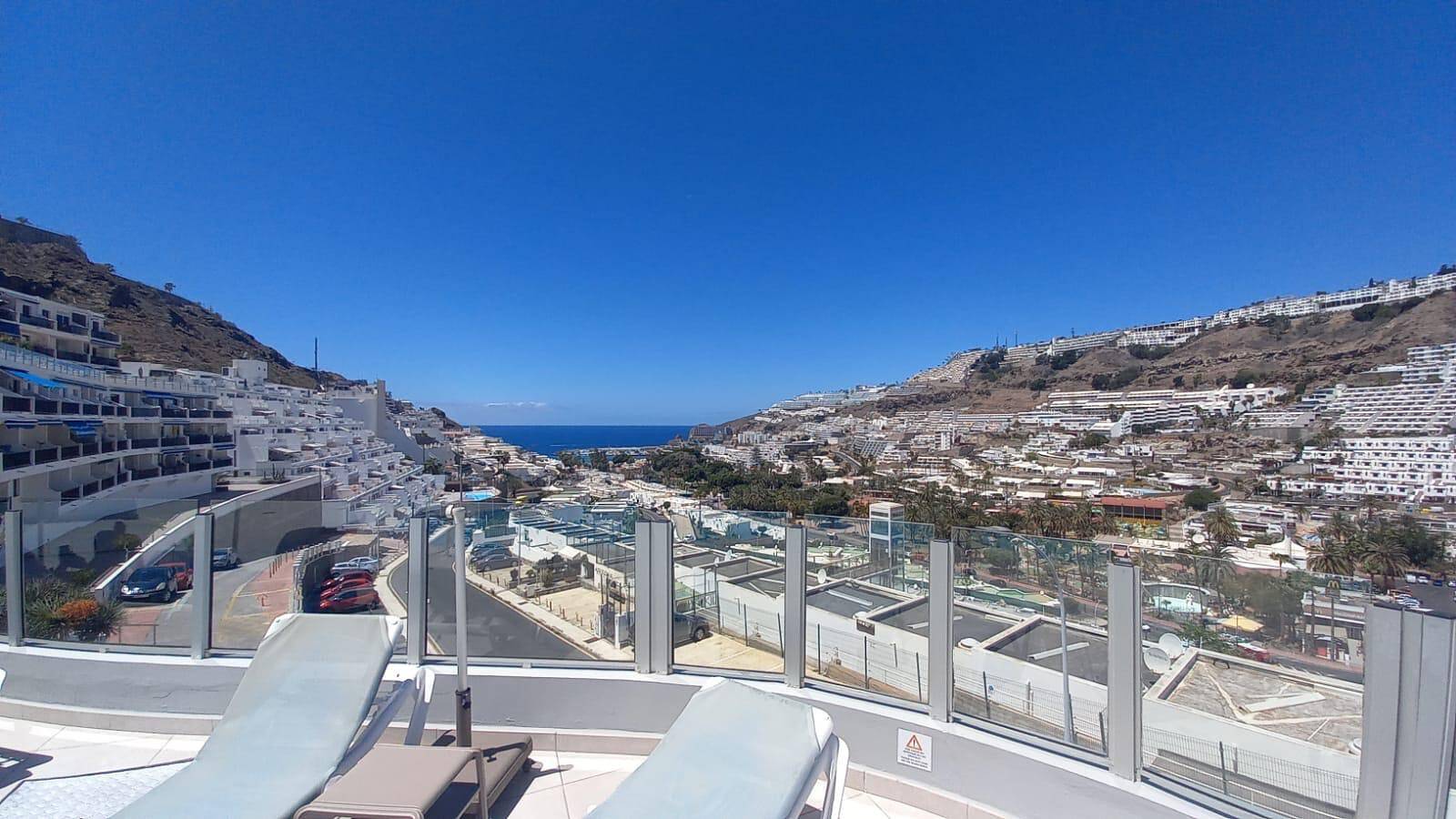 Entire apartment, Vacation Apartment 'Tropical Beach' with Sea View, Wi-Fi and Air Conditioning in Puerto Rico (Gran Canaria), South Gran Canaria