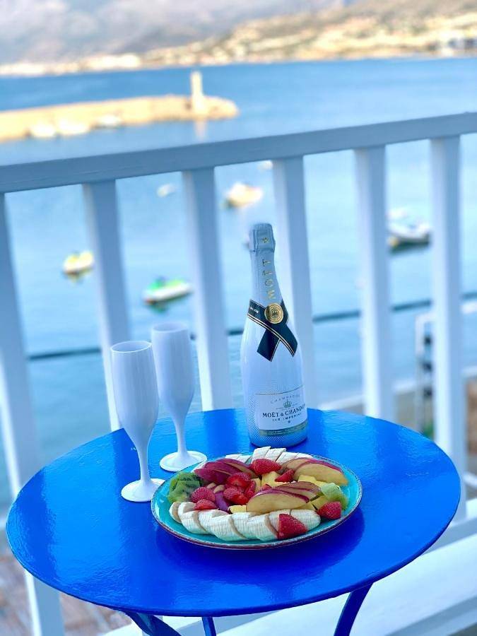Ganze Wohnung, Quadruple Room with Sea View in Limenas Chersonisou, Iraklio-Heraklion und Umgebung
