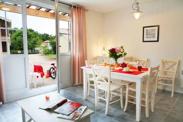 Location De Vacances pour 6 Personnes dans Arès, Bassin d'Arcachon, Photo 1