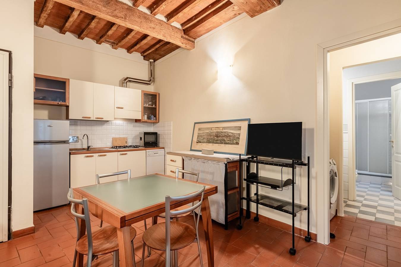 Appartamento intero, Appartamento 'Via Abbi Pazienza Guest House' con Wi-Fi e Aria Condizionata in Pistoia, Provincia di Pistoia