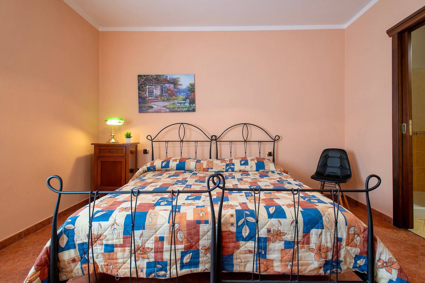 Pension 'Tripla' mit Bergblick, privatem Garten und Klimaanlage in Giave, Sassari Provinz