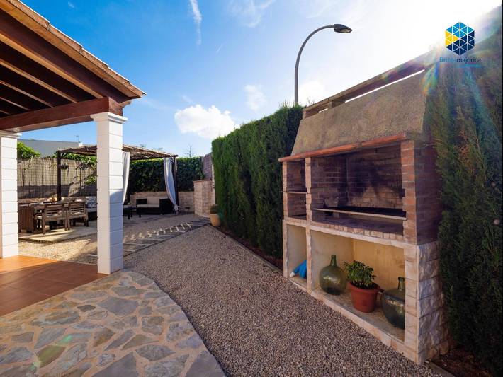 Finca für 4 Personen, mit Pool und Balkon in Cala Mendia - 2