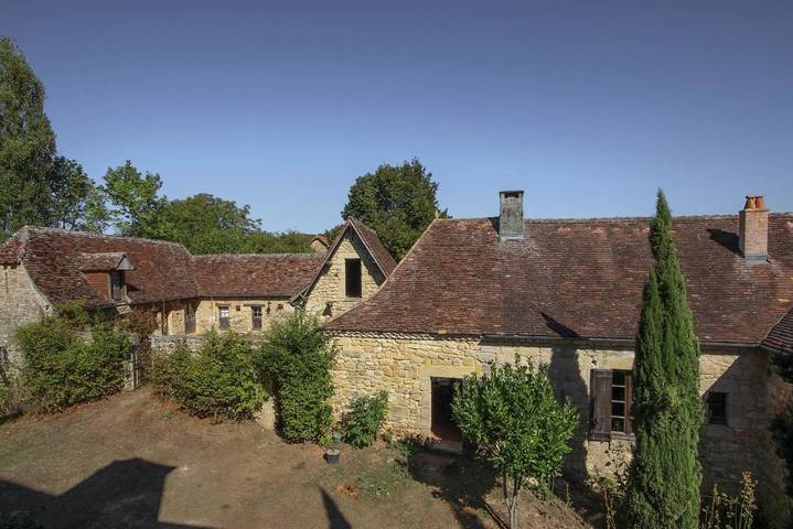 Location de vacances pour 6 personnes, avec piscine à Cherveix-Cubas - 3