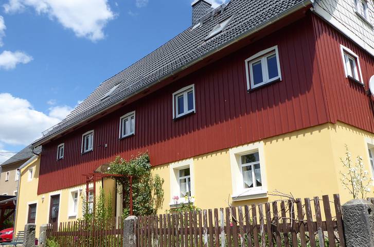 Ferienwohnung für 4 Personen, mit Terrasse und Ausblick in Sebnitz