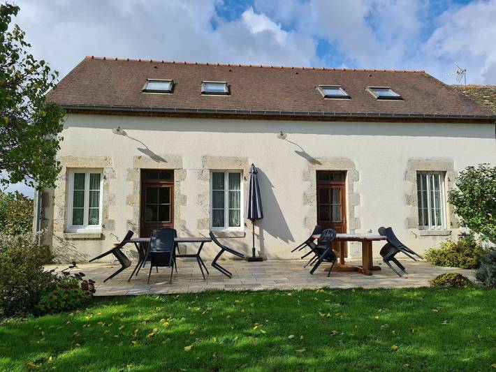 Gîte pour 8 personnes, avec terrasse dans Chailly-en-Gâtinais
