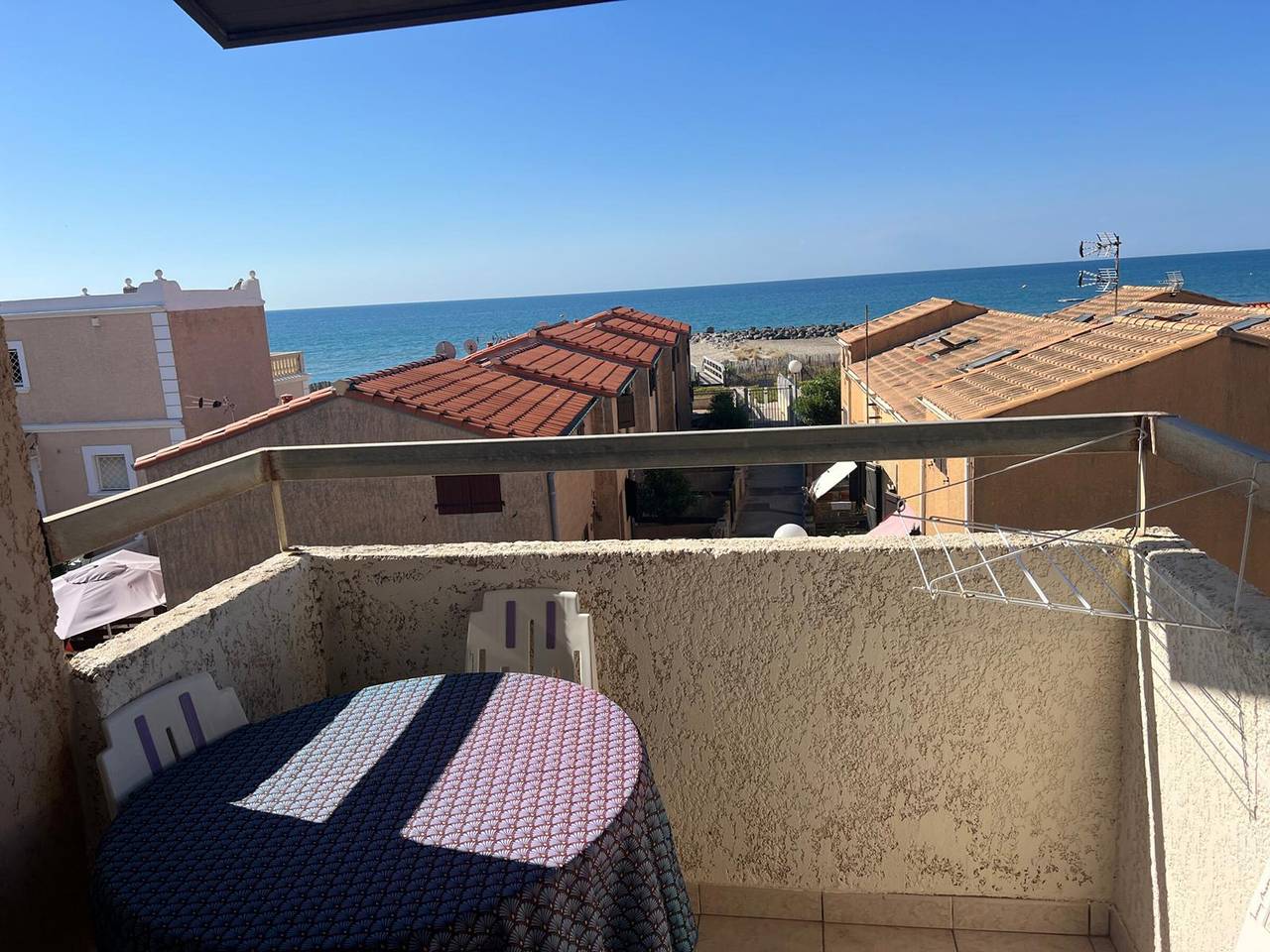 Ganze Wohnung, Wohnung mit Meerblick und Balkon, 300m zum Restaurant in Frontignan in Frontignan, Côte d'Améthyste