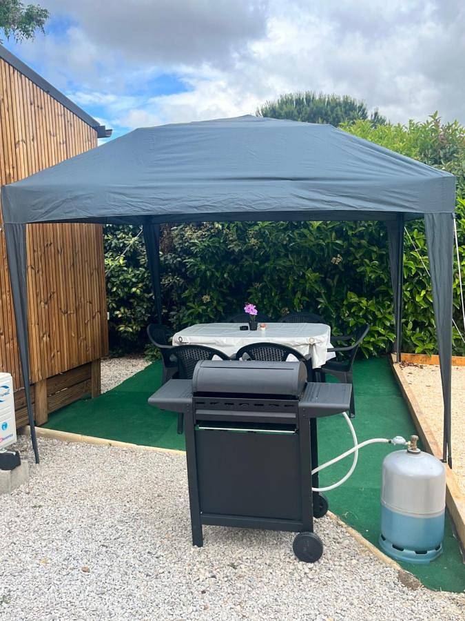 Gîte pour 4 personnes, avec piscine ainsi que jacuzzi et jardin à Usclas-d'Hérault - 3