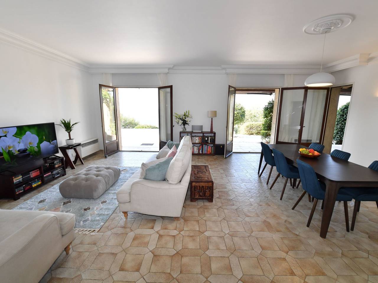 Villa 'Haute Vue', mit toller Aussicht, Wifi und Ac in Montauroux, Region de Draguignan