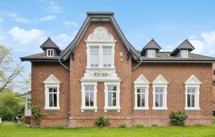 Ferienhaus für 9 Personen, mit Sauna und Garten sowie Terrasse in Loxstedt - 2