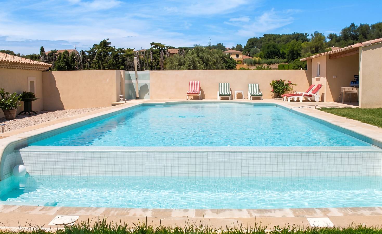 Casa cómoda en Aubignan con piscina compartida in Aubignan, Vaucluse