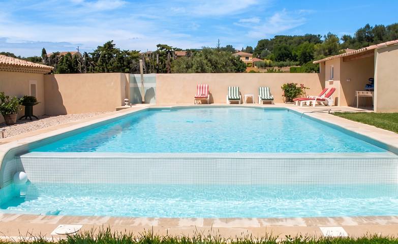 Maison de vacances pour 5 personnes, avec piscine et terrasse à Aubignan