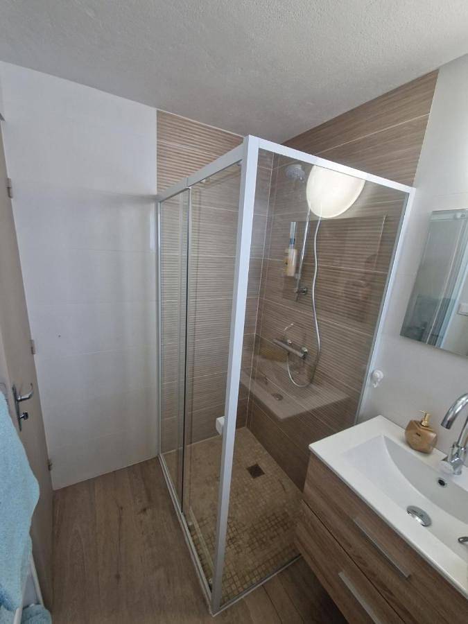 Geheel appartement, Bas de Chalet Santa Giulia in Plage des Chalets, Gruissan