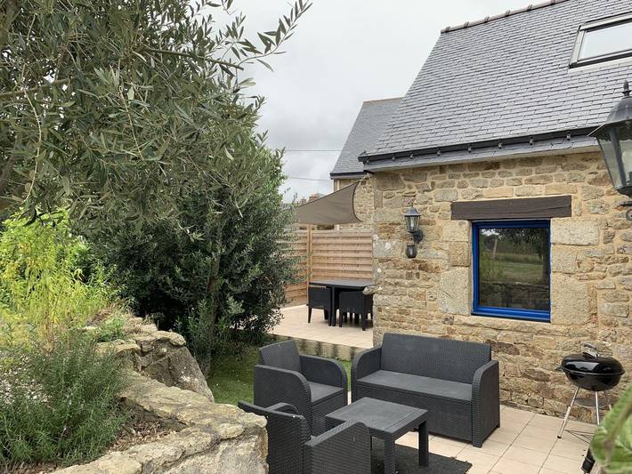 Gîte pour 4 personnes, avec piscine ainsi que terrasse et jardin à Merlevenez - 3