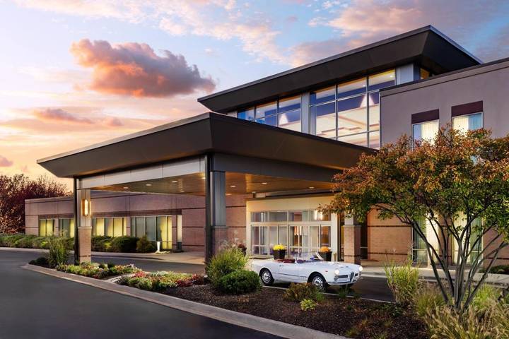 Resort para 2 personas, con piscina y jacuzzi además de balcón y sauna - 1