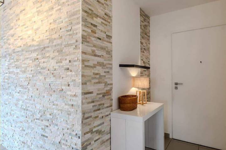 Location de vacances pour 4 personnes, avec balcon à Ferney-Voltaire