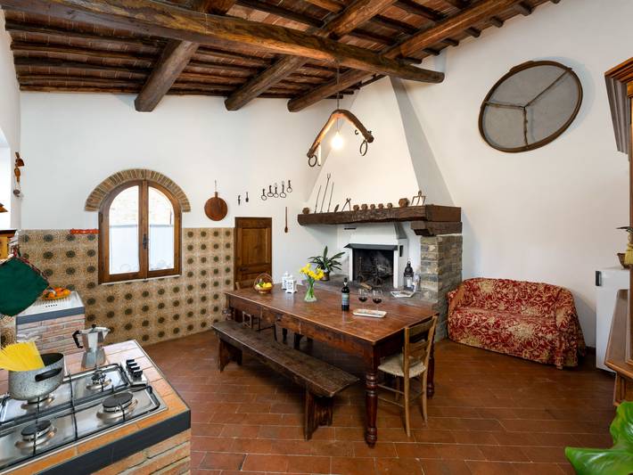 Gîte pour 3 personnes, avec vue ainsi que terrasse et jardin à Greve In Chianti - 4