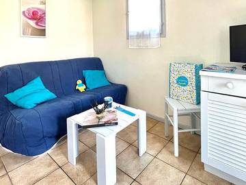 Strandhuisje voor 4 Personen in Arnac, Cantal, Afbeelding 4