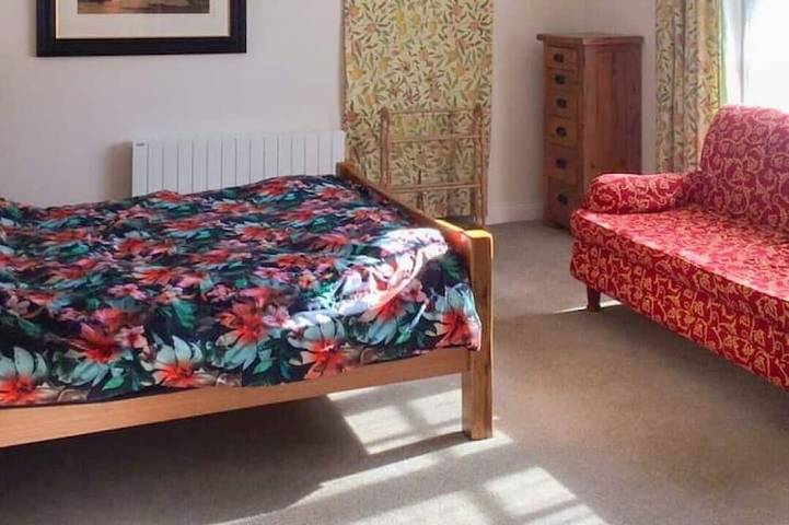 Gîte pour 2 personnes, avec jardin et terrasse à Léhon - 3