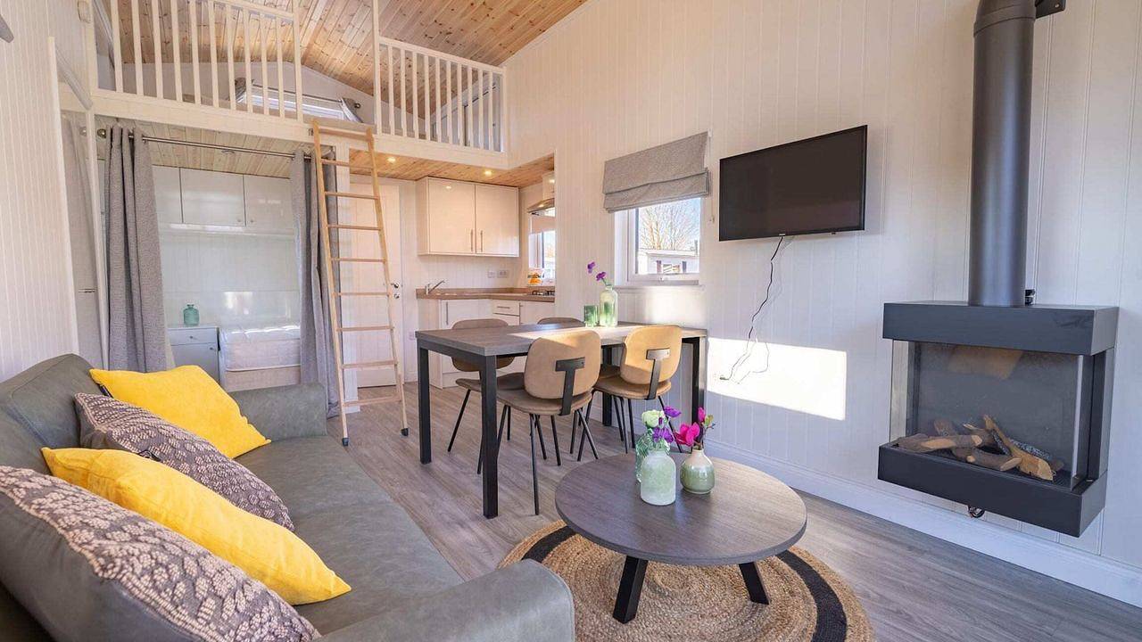 Ganze Ferienwohnung, Tiny-Unterkunft für 2 Personen (40 m²) in Bovenkarspel in Bovenkarspel, Markermeer