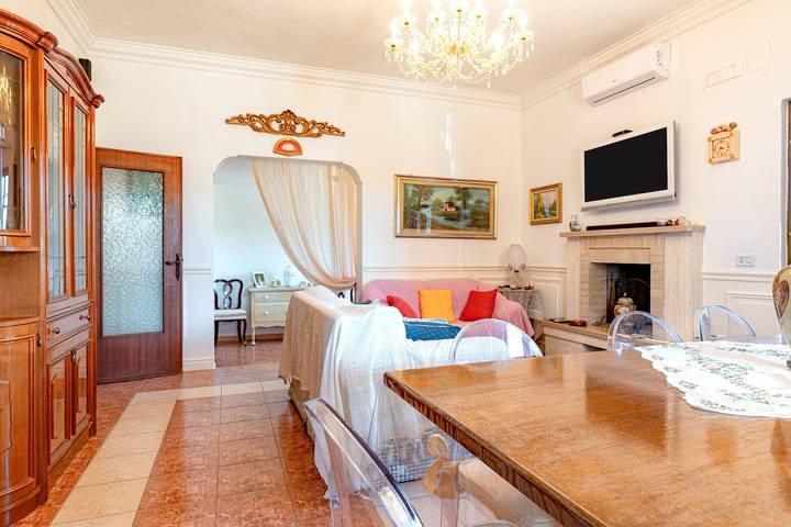 Villa Martina with Private Pool, Wi-Fi, and Air Conditioning in San Vito dei Normanni, Salento