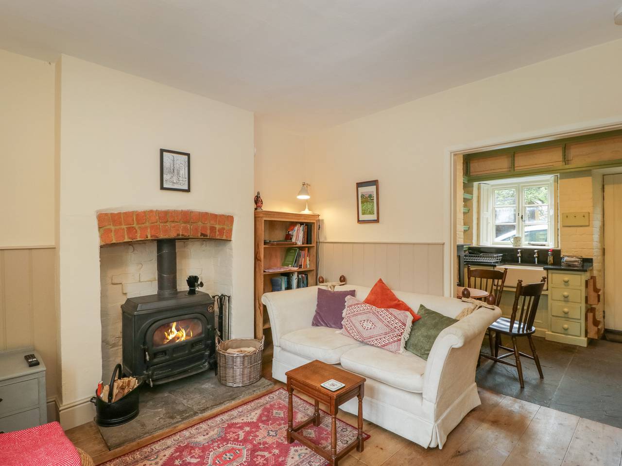 Teacher's Cottage in Powys