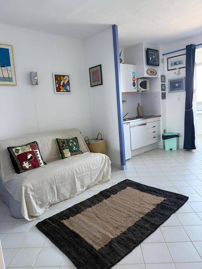 Gîte pour 2 personnes, avec vue dans Plage Du Rayolet - 4