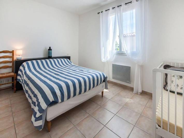 Location de vacances pour 5 personnes, avec piscine ainsi que jardin et terrasse à Aigues-Vives (Hérault) - 3