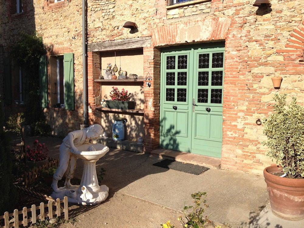 Ferme Pamios - Chambre Love in Villefranche-de-Lauragais, Canal du Midi