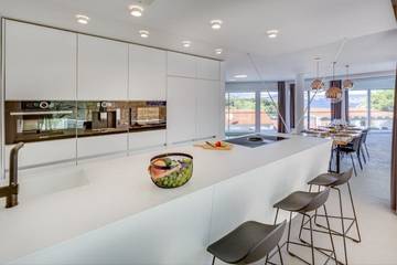 Villa für 8 Personen in Vrboska, Hvar, Bild 1