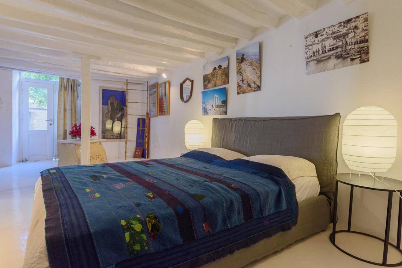 Appartement entier, Double Room with Mountain View in Hydra