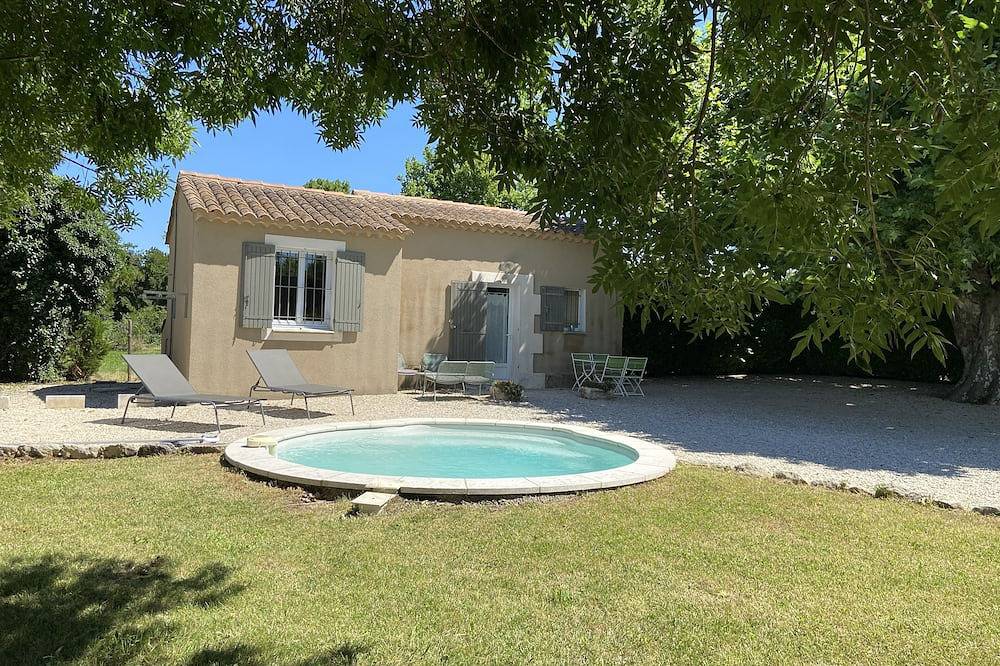 Mazet provencal  avec piscine à Saint Remy de Provence in Saint-Rémy-de-Provence, Région d'Arles