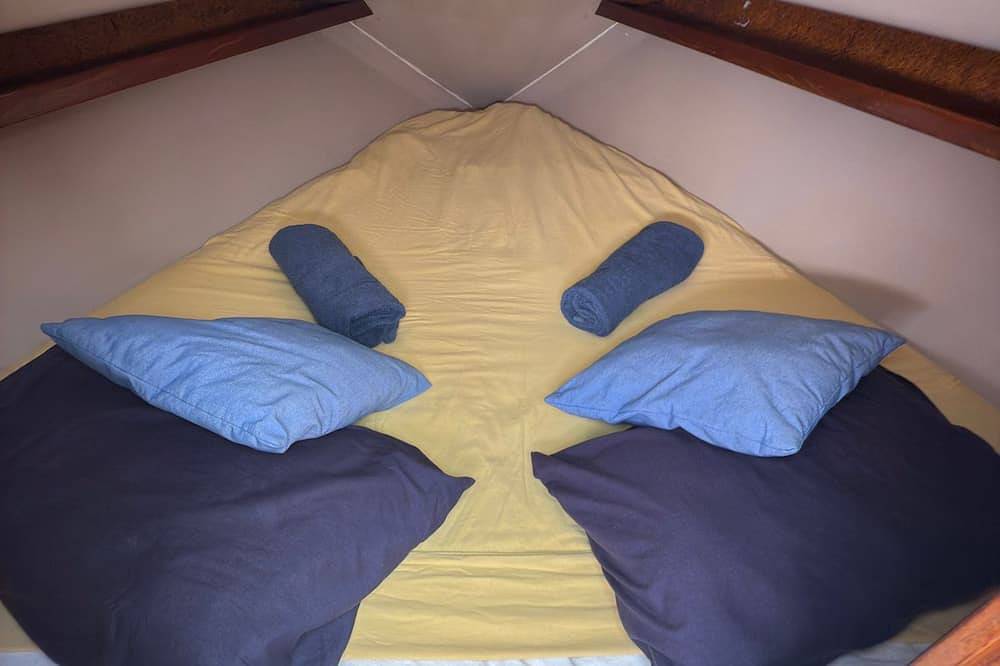 Beach and Surf cosy boat in Oeiras, Costa de Lisboa