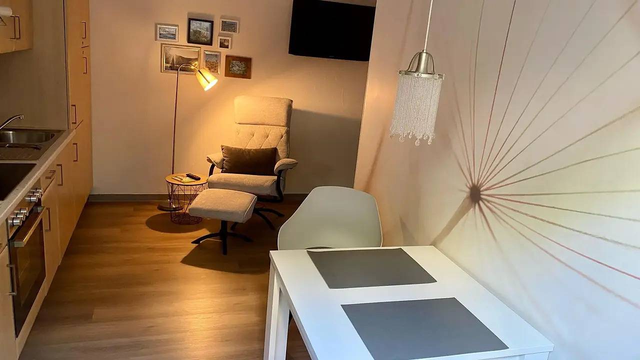 Ganze Ferienwohnung, Ferienwohnung für 2 Personen (37 m²) in Konz in Konz, Landkreis Trier-Saarburg
