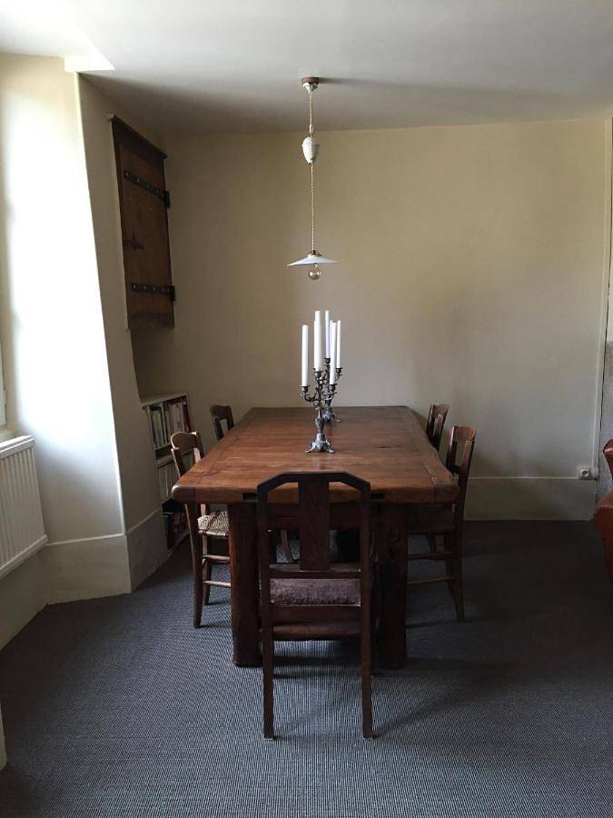 Location de vacances pour 11 personnes, avec terrasse dans Eglise Notre Dame De Noyers - 2