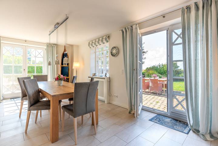 Ferienhaus mit Meerblick für 4 Personen, mit Terrasse und Sauna sowie Garten in Nieblum - 3