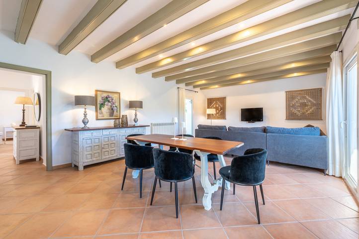 Finca für 6 Personen, mit Garten und Pool in Cala Murada