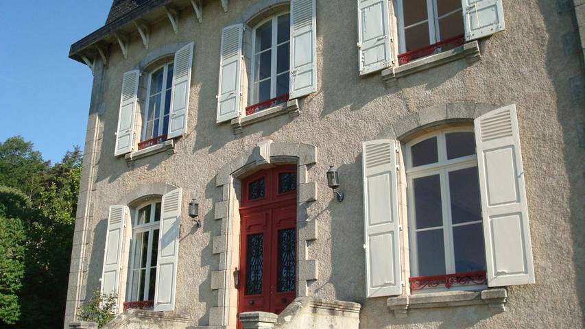 Location de vacances pour 2 personnes, avec Terrasse et Jardin à Eymoutiers - 4