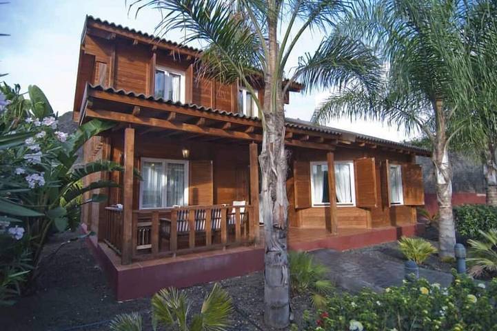 Casa de vacaciones para 5 personas, con jardín además de terraza y jacuzzi, Se admiten mascotas - 1