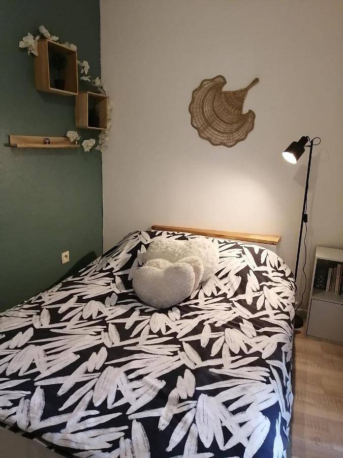 Gîte pour 4 personnes, avec Terrasse à Adissan